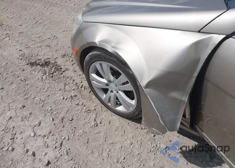 2010 Mercedes-Benz C 300 Luxury 4Matic z USA, uszkodzony, nr VIN WDDGF8BB9AF414361